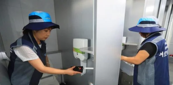 wc沟厕盗摄piss:震惊!偷拍事件频发,隐私安全岌岌可危 wc沟厕盗摄piss:震惊!偷拍事件频发,隐私安全岌岌可危