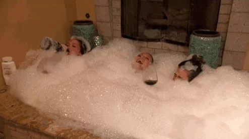 夫洗澡公侵犯了我,网友热议:如何保护女性安全?社会应加强对公共场所的监管与教育! 夫洗澡公侵犯了我,网友热议:如何保护女性安全?社会应加强对公共场所的监管与教育!