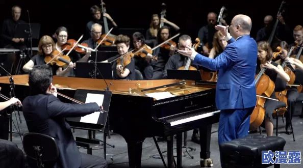 澳大利亚妇女用特殊部位吹奏长笛,展现音乐才能与独特表演艺术的结合,引发网友热议与欣赏 澳大利亚妇女用特殊部位吹奏长笛,展现音乐才能与独特表演艺术的结合,引发网友热议与欣赏