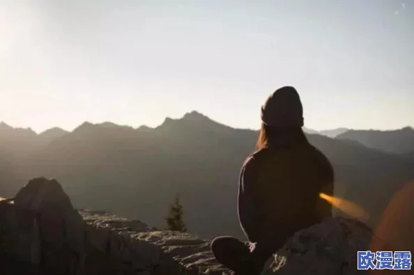 检票员用下面检票按尺寸上车阅读,旨在提高乘客上下车的效率与安全性,确保每位旅客都能顺利通过检票口 检票员用下面检票按尺寸上车阅读,旨在提高乘客上下车的效率与安全性,确保每位旅客都能顺利通过检票口